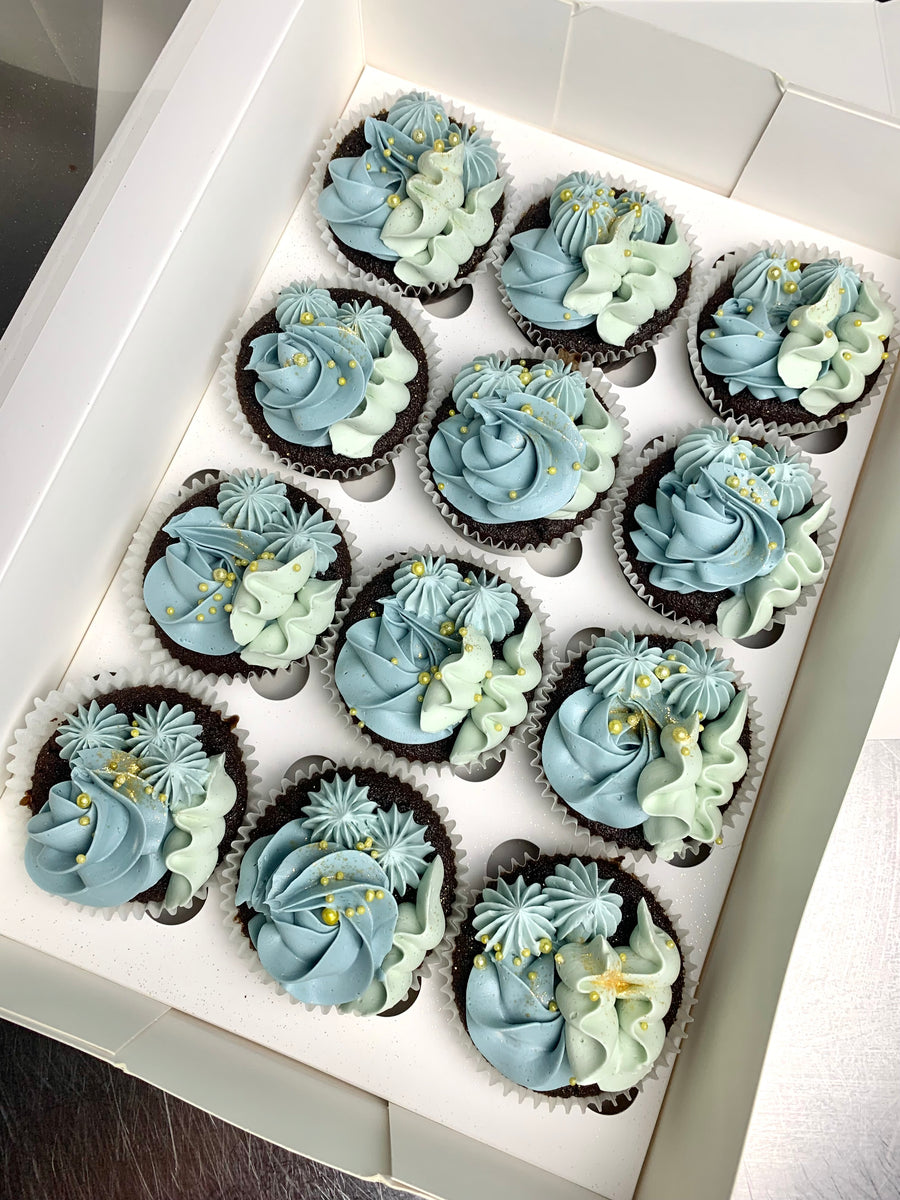 Blue/Gold Deluxe Cupcakes