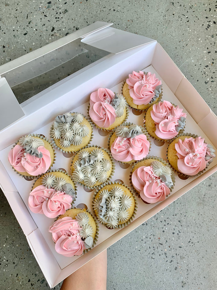 Pink/Grey Deluxe Cupcakes